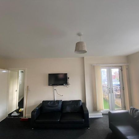 Cosy Living Apartment Camberley Exterior foto