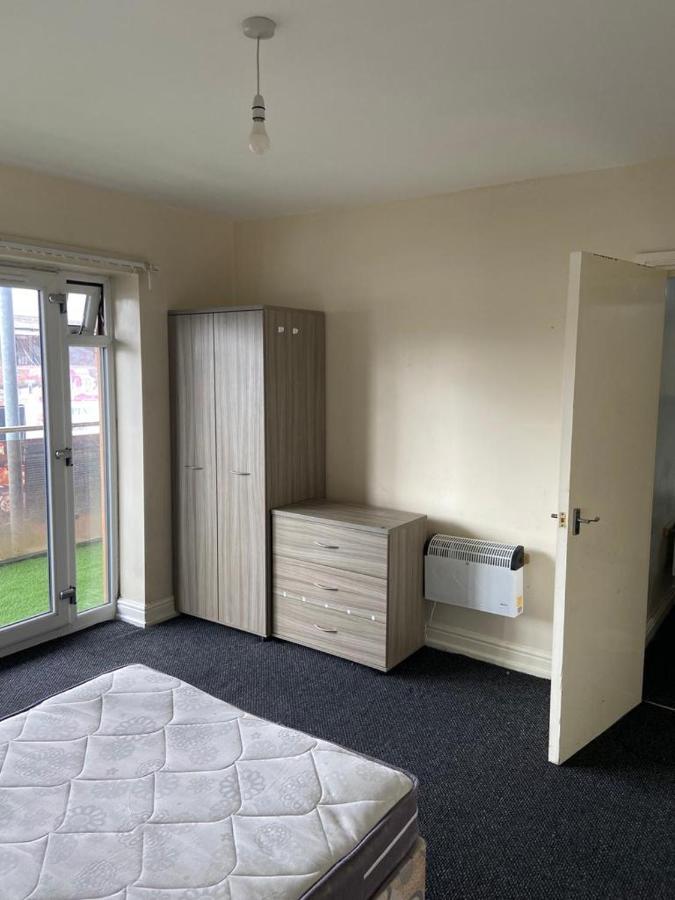 Cosy Living Apartment Camberley Exterior foto